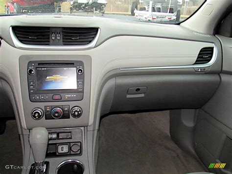 2015 Chevrolet Traverse LS Dark Titanium Light Titanium Dashboard Photo