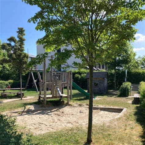 Bild 6 zum Spielplatz Kurt Schumacher Straße in Fürstenfeldbruck