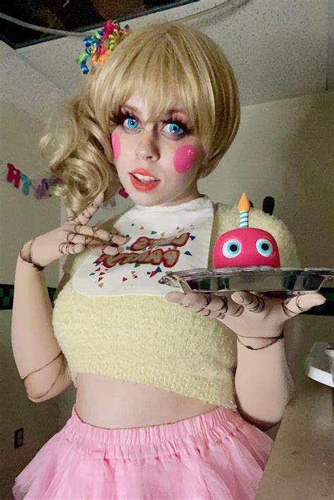 Toy Chica Five Nights At Freddys Cosplay Prints Etsy Nederland