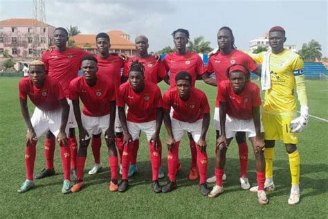 SB BENFICA VENCE FC PELUNDO POR 3 0 E SEGUE NA LIDERANÇA FUT 245