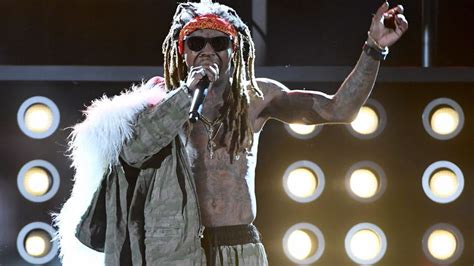 Unerlaubter Waffenbesitz Lil Wayne Drohen Zehn Jahre Haft