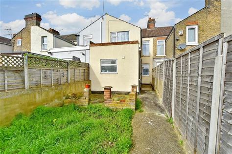 3 Bed Terraced House For Sale In St Georges Road Gillingham Kent