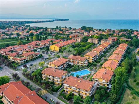 Vendita Appartamento Sirmione Quadrilocale In Via Caravaggio Ottimo