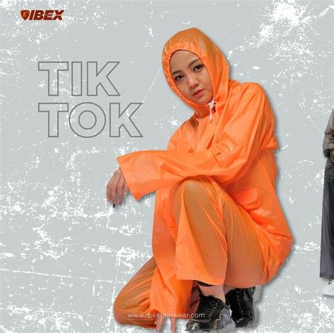 Pin Oleh J J Di Rainwear 7