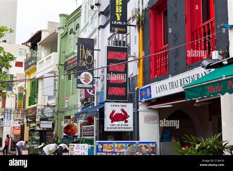 Bars And Restaurants Along Boat Quay Singapore Stock Photo Alamy