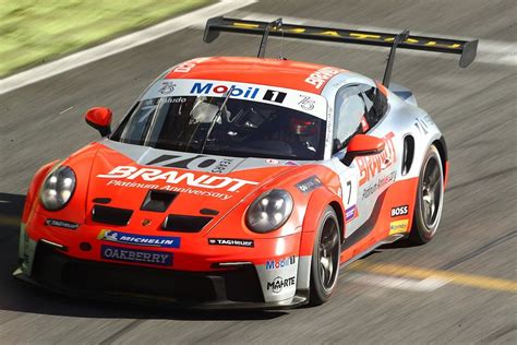 Paludo segura Müller e se torna o maior vencedor da Porsche