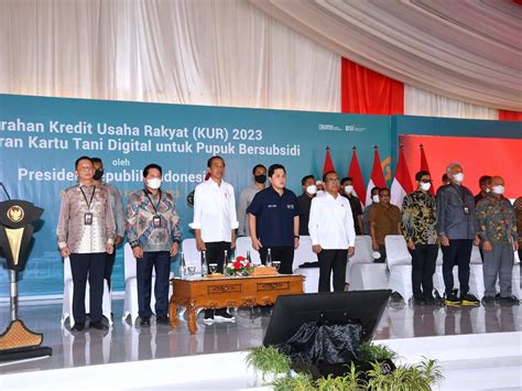 FOTO Serahkan KUR 2023 Presiden Jokowi Pacu Peningkatan Ekonomi Di Aceh