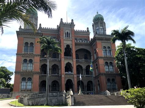 Castelo Mourisco o palácio das ciências de Oswaldo Cruz