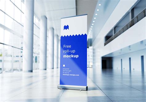 Free Rollup In Exhibition Mockup Psd