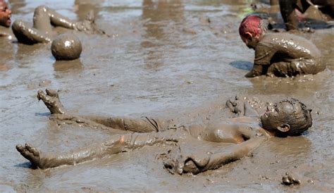 Mudded Majesty Kids Made Merry Amid Detroit Area Parks Mud The