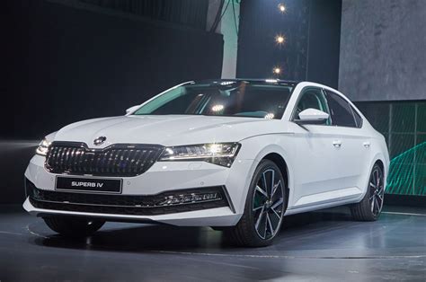 Skoda Superb Facelift India Launch In Mid Autocar India