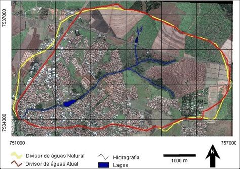 Divisor de águas dos cenários Natural e Atual da bacia do Córrego