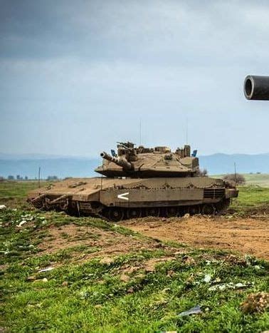 Pin by Rafy Levy on Israeli defense forces | Army tanks, Armored ...