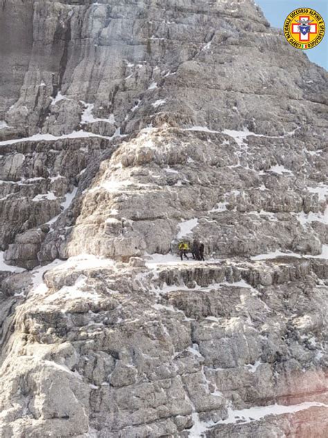 Recuperati Escursionisti Bloccati Da Neve E Ghiaccio Sulla Alleghesi