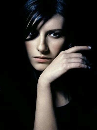 Pin Em Laura Pausini Cantores Musica