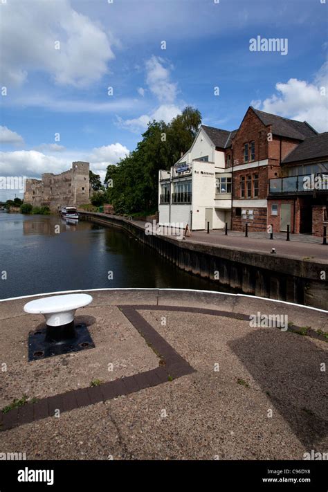 Newark Castle Newark Nottinghamshire England UK Stock Photo - Alamy