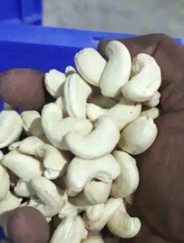 Steamed White W Dried Cashew Nuts Packaging Size Kg At Rs