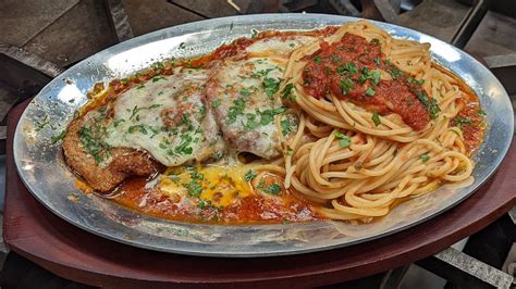 Mamma Leone S Style Veal Parmigiana Rachael Ray Recipe Rachael Ray Show