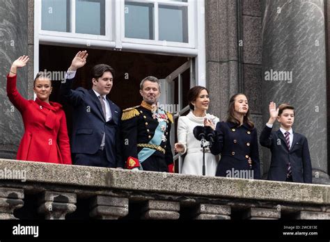 König Frederik X Königin Maria Kronprinz Christian Prinzessin