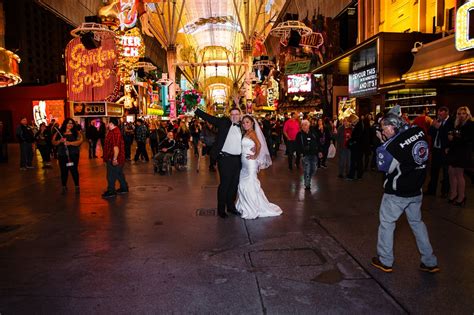 Vegas wedding packages more popular