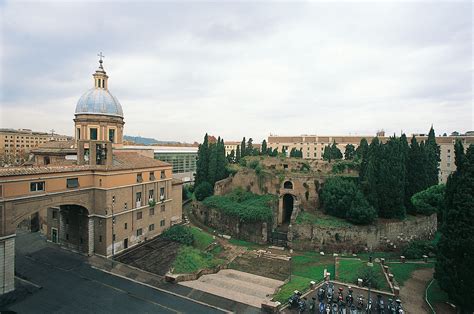 The Tomb Of Romes First Emperor Is Opening To Tourists In 2021