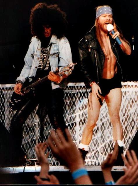 Axl Rose And Slash Guns N Roses Axl Rose Guns N Roses Guns And Roses