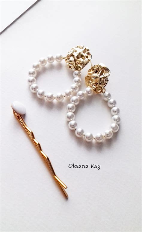 тренд: украшения с жемчугом | Beaded bracelets, Jewelry, Beaded