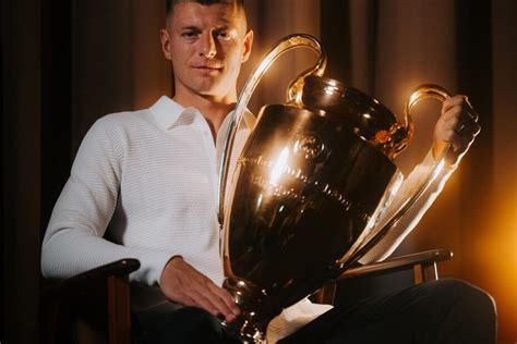 Toni Kroos Env A Un Sentido Mensaje A Los Aficionados Del Real Madrid