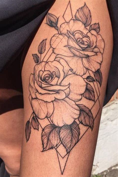 Coole geometrische Rose Oberschenkel Tattoo Ideen für Frauen