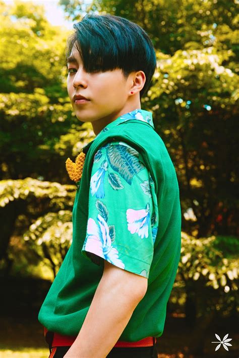 Update Exo S Xiumin Looks Like An Ethereal Summertime Fairy In Teasers