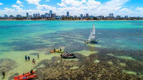 Em Jo O Pessoa Piscinas Naturais De Guas Cristalinas E Corais S O