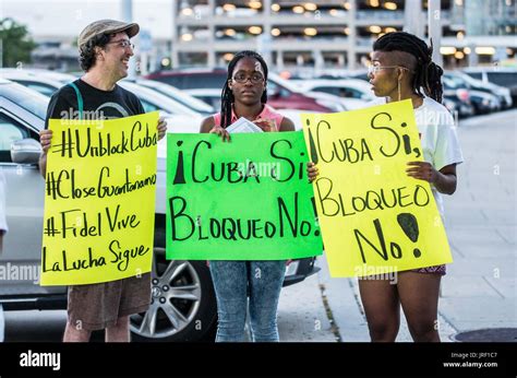 New York City New York Usa 4th Aug 2017 A Pro Cuba Group Called