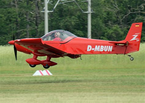 Roland Aircraft Z D Mtnn Kurz Vor Dem Aufsetzen Am Ul Flugplatz