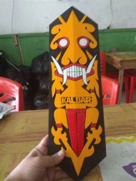 Jual Pahatan Perisai Dayak Untuk Hiasan Dinding Shopee Indonesia