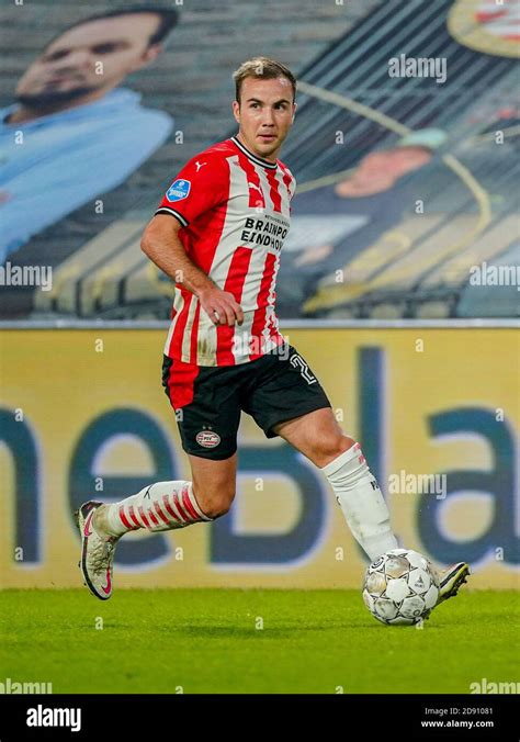 EINDHOVEN NETHERLANDS NOVEMBER 01 Mario Gotze Of PSV Eindhoven