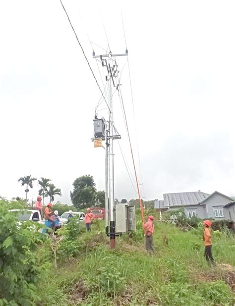 Pln Tingkatkan Rasio Desa Berlistrik Timex Kupang