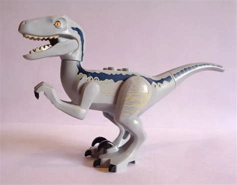 LEGO JURASSIC WORLD - Dinosaur - Velociraptor, Blue, New. EUR 14,76 ...