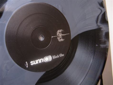 Vinyl Abuse: Sunn O)) - Black One