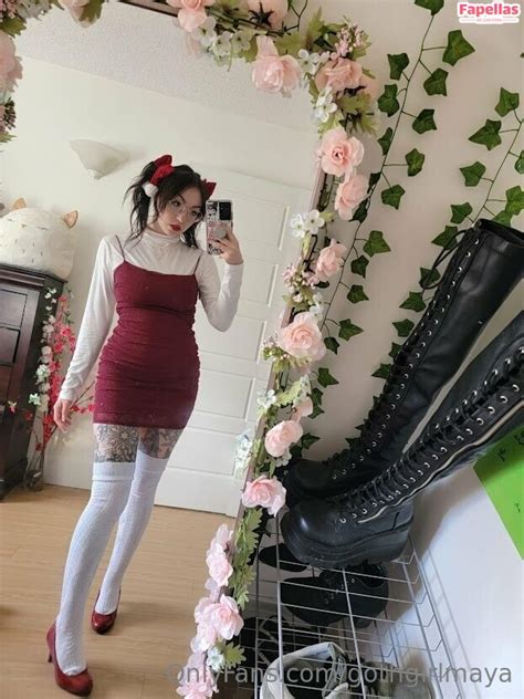 Gothgfmaya Aka Gothgirlmaya Nude Leaks OnlyFans Fapellas