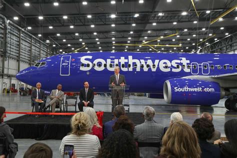 Southwest Airlines Opens M Maintenance Facility In Houston