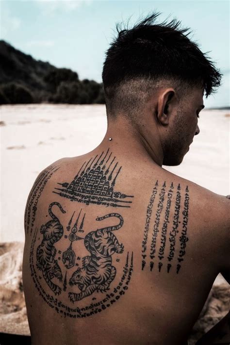 Pin by Anabel on Guardado rápido Spine tattoo for men Back tattoos