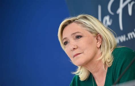 Présidentielle 2022 Marine Le Pen Veut Redonner Une Place Centrale