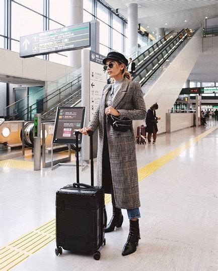 The Coolest Winter Travel Outfits To Copy Who What Wear Uk