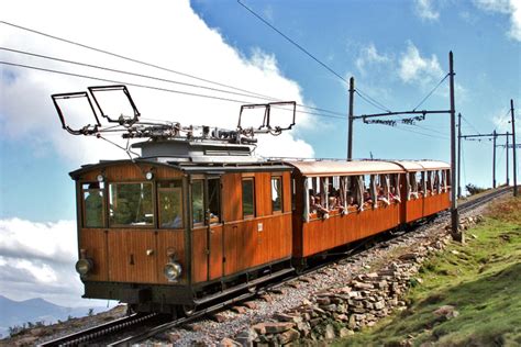 Le Petit Train De La Rhune