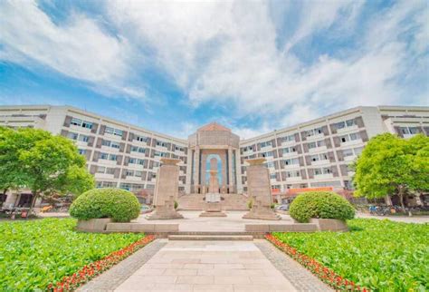 Чжэцзянский Университет - Zhejiang University - Гранты для россиян