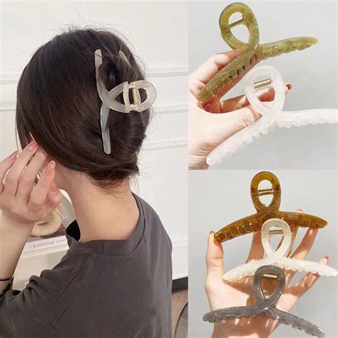 10 Best Butterfly Claw Clips For Secure And Stylish Hairdos Hummingbirds Plus