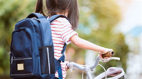 ‘geen Kind Achterop’ Lever Een Tweedehands Fiets In Om Kinderen In Armoede Te Helpen Al Het