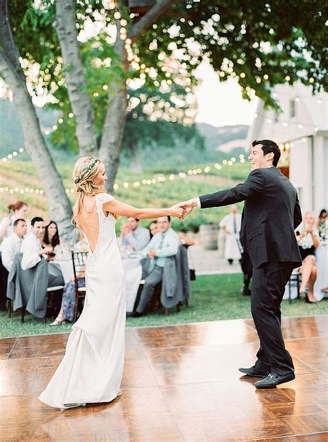 20 “First Dance” Wedding Shots That Will Take Your Breath Away | Deer ...