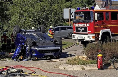 Zwei Schwerverletzte Bei Unfall In Laufenburg Laufenburg Badische