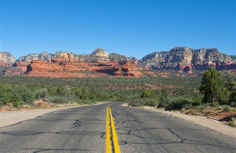 The Long Road From Flagstaff To Sedona Arizona Stock Image Image Of Orange Green 24537049